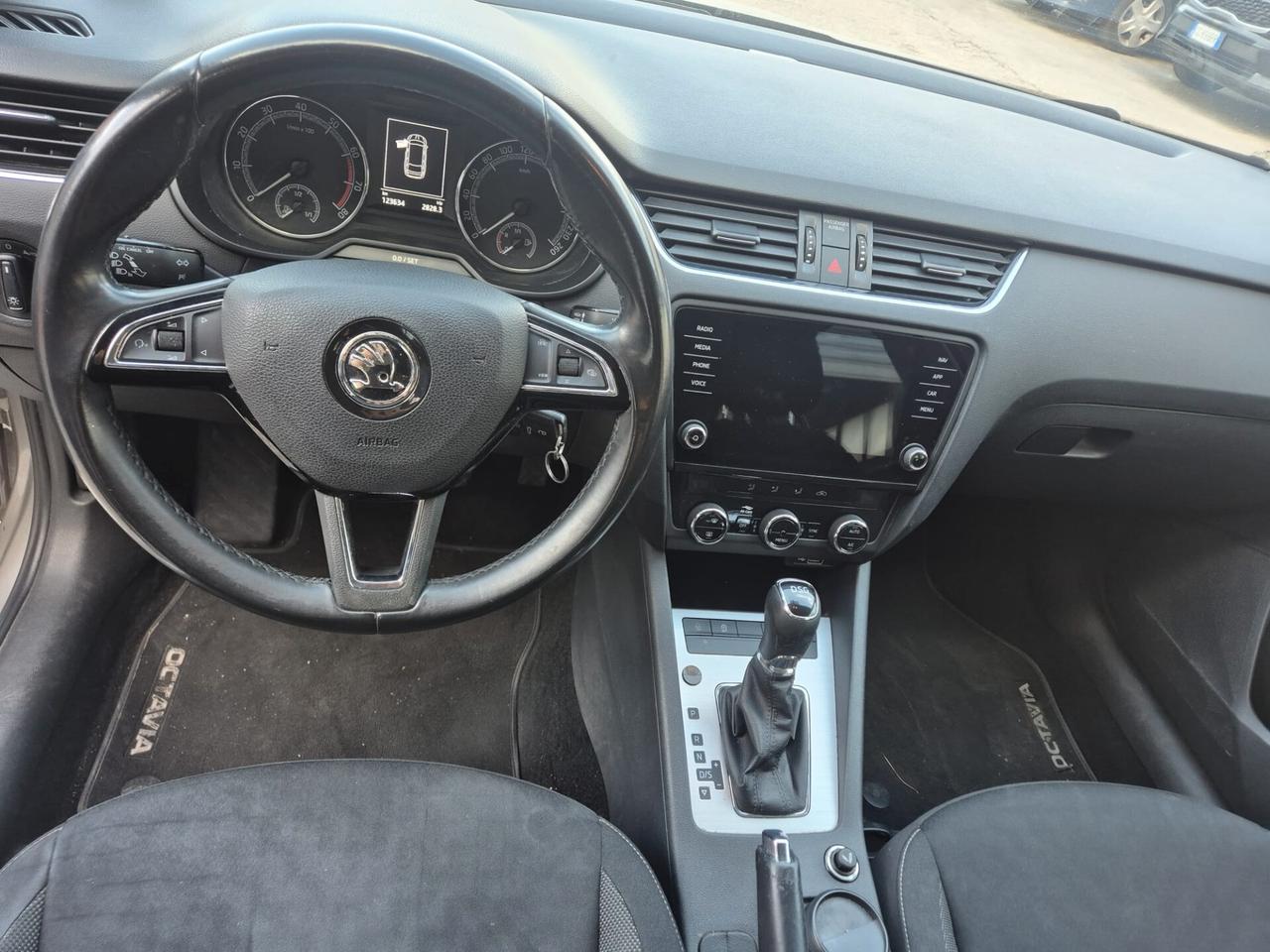 Skoda Octavia 1.5 DSG Wagon Executive G-Tec