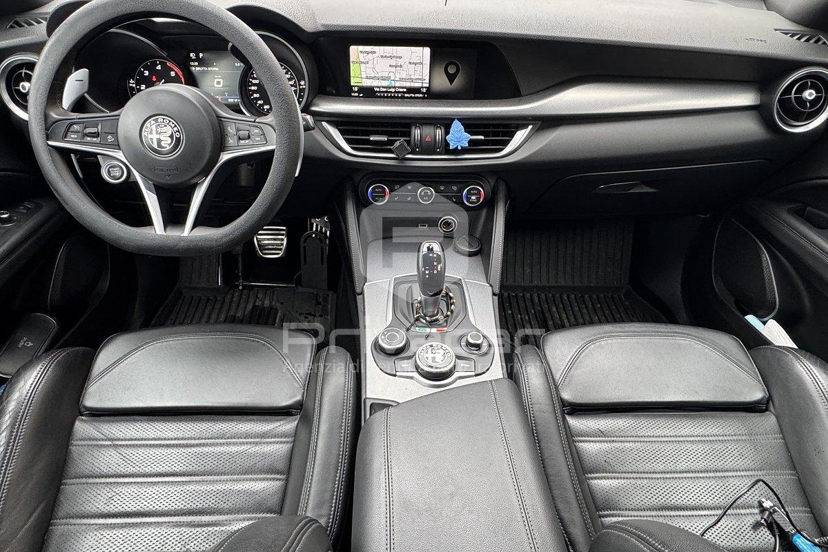 ALFA ROMEO Stelvio 2.2 Turbodiesel 180 CV AT8 Q4 Executive