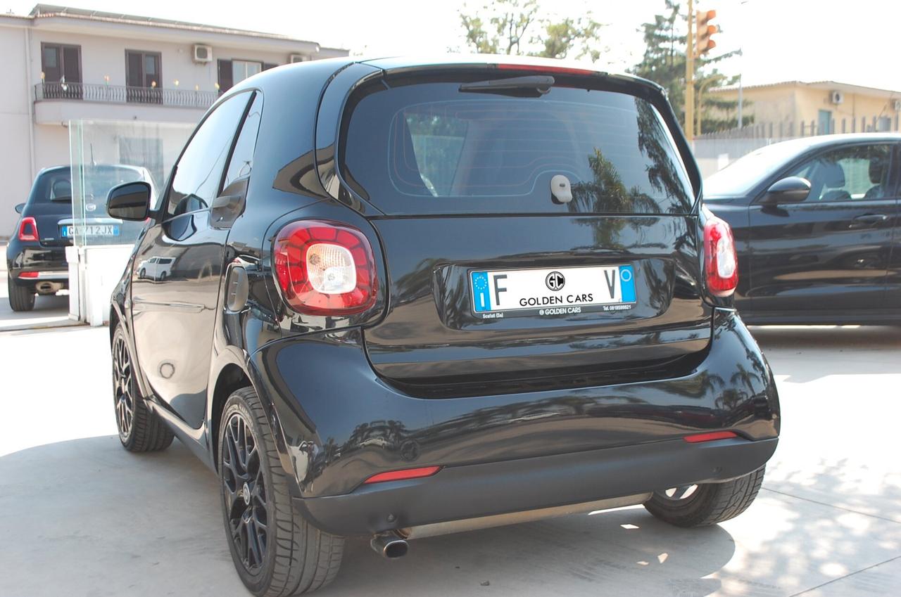 Smart forTwo 0.9 t Passion 90CV Led Lega Uff Italy USB