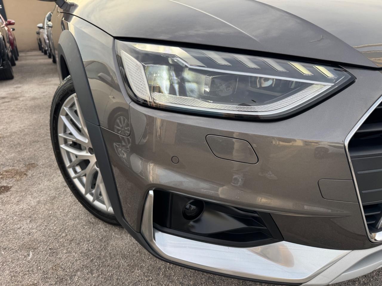 Audi A4 allroad 40 TDI 204 CV QUATTRO Identity Contrast