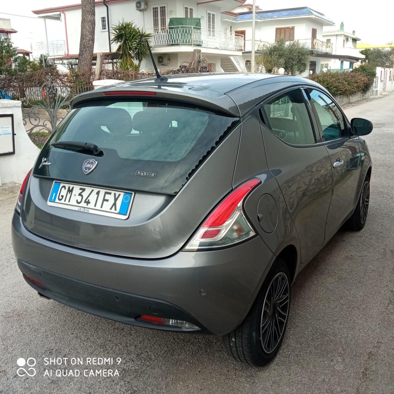 Lancia Ypsilon 1.0 FireFly 5 porte S&S Hybrid Gold Plus