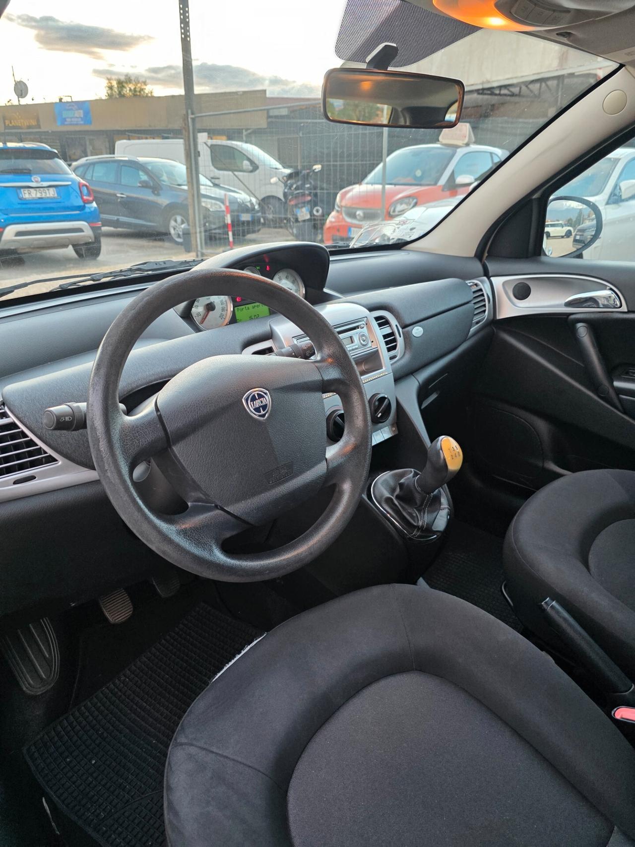 Lancia Ypsilon 1.3 MJT 16V 95 CV 5 porte S&S Platinum