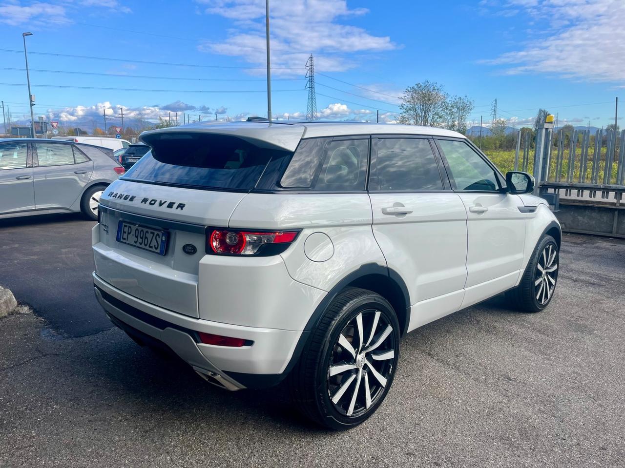 Land Rover Range Evoque 2.2 TD4 5p. Prestige