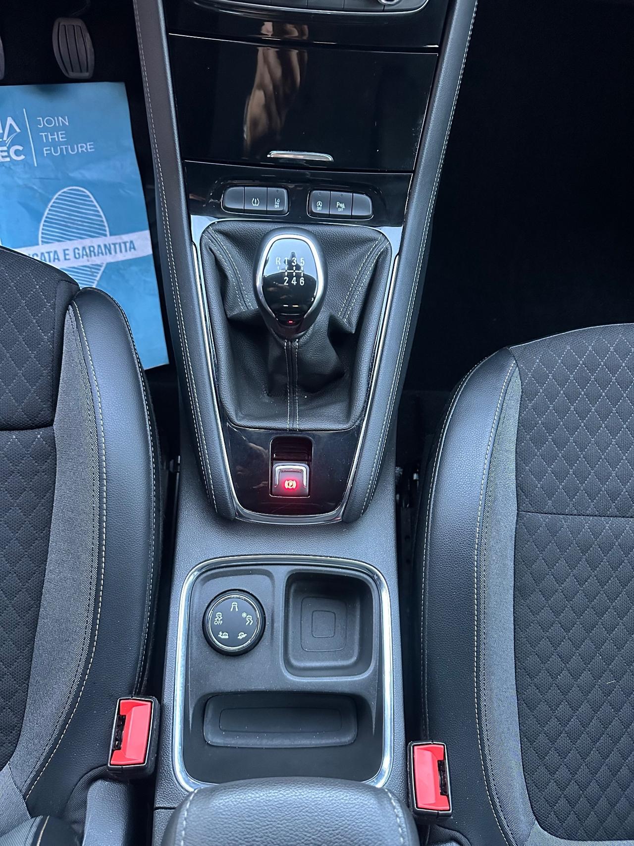 Opel Grandland X 1.5 Diesel 131 cavalli