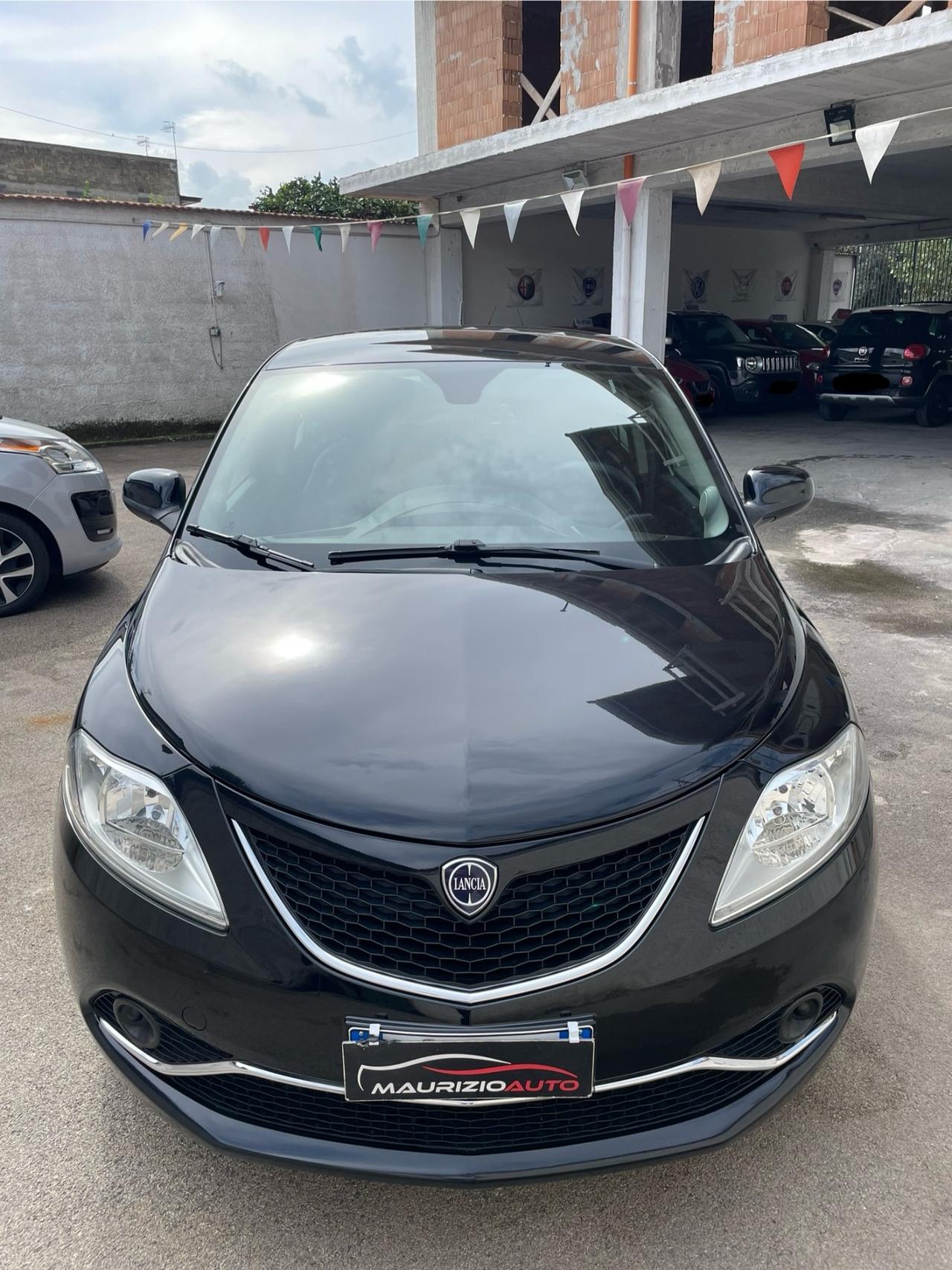 Lancia Ypsilon 1.2 69 CV 5 porte S&S Gold dal nord Italia