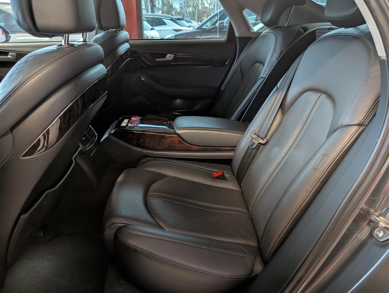 Audi A8 3.0 TDI 262 CV ultra quattro tiptronic