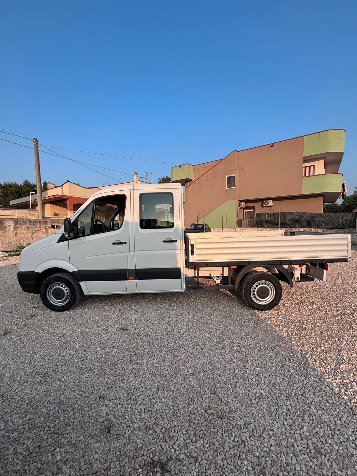 volkswagen crafter 2.0 tdi L2H1 DC 6 POSTI