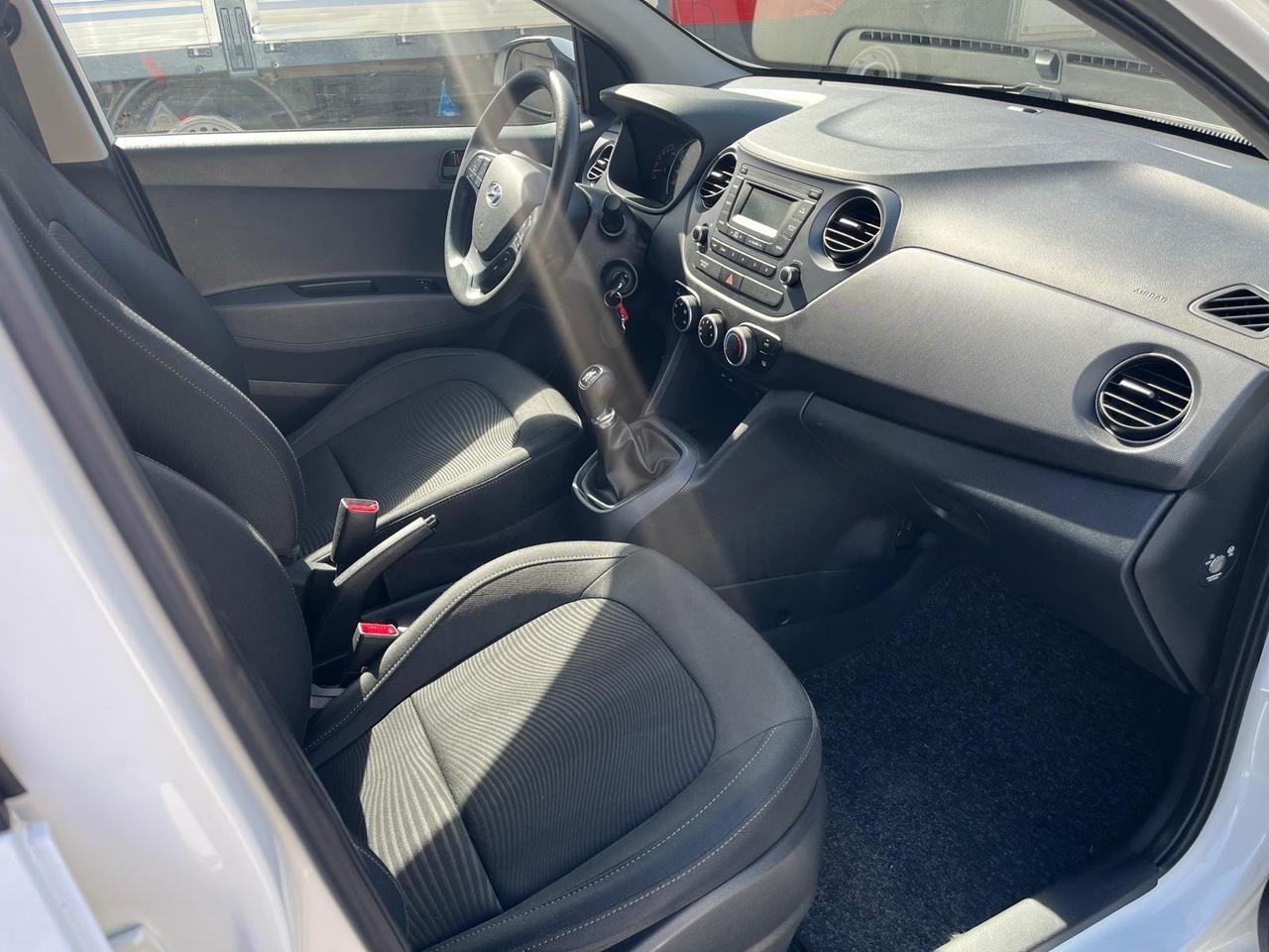 Hyundai i10-1.0 benzina - full-2018