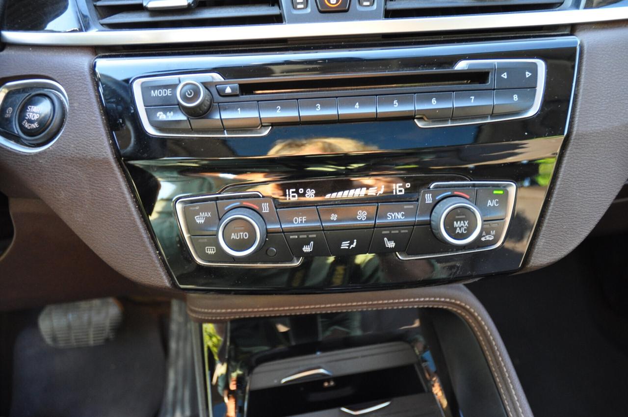 Bmw X1 180d xDrive Advantage (Gancio traino-tetto apribile)