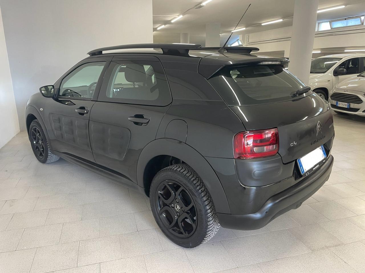 Citroen C4 Cactus PureTech 82 Shine km 85.000