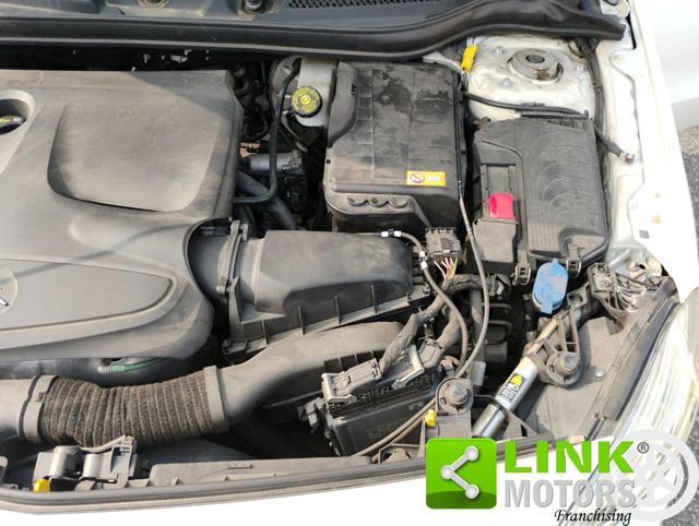 MERCEDES-BENZ A 180 CDI Premium