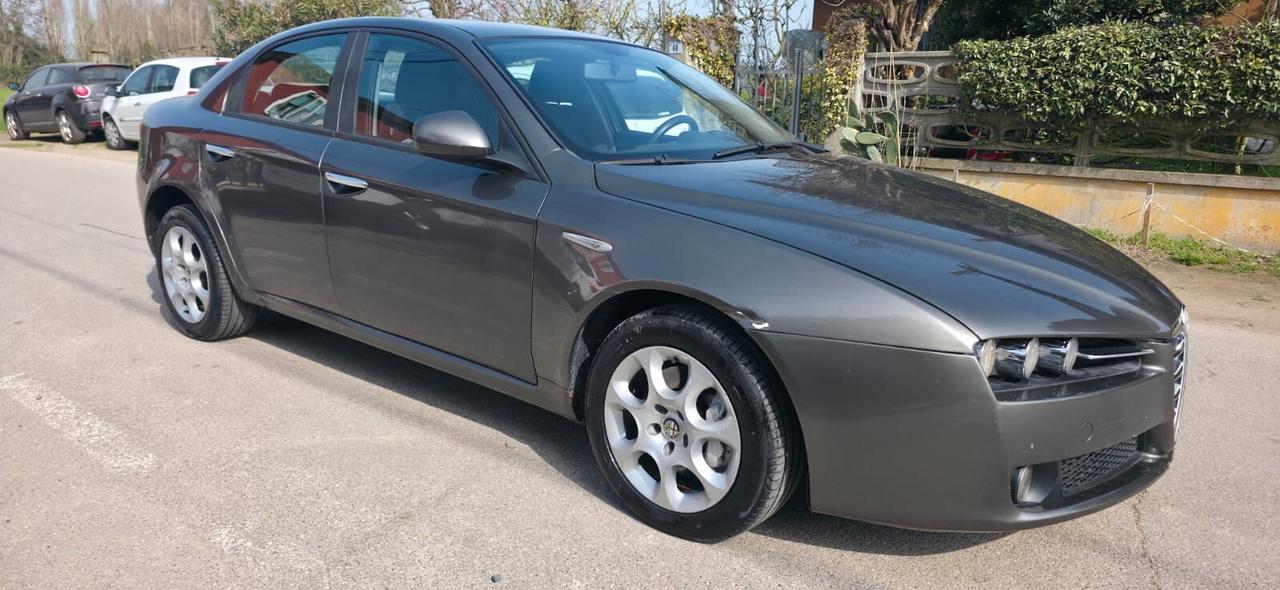 Alfa Romeo 159 1.9 JTDm Distinctive neop diesel
