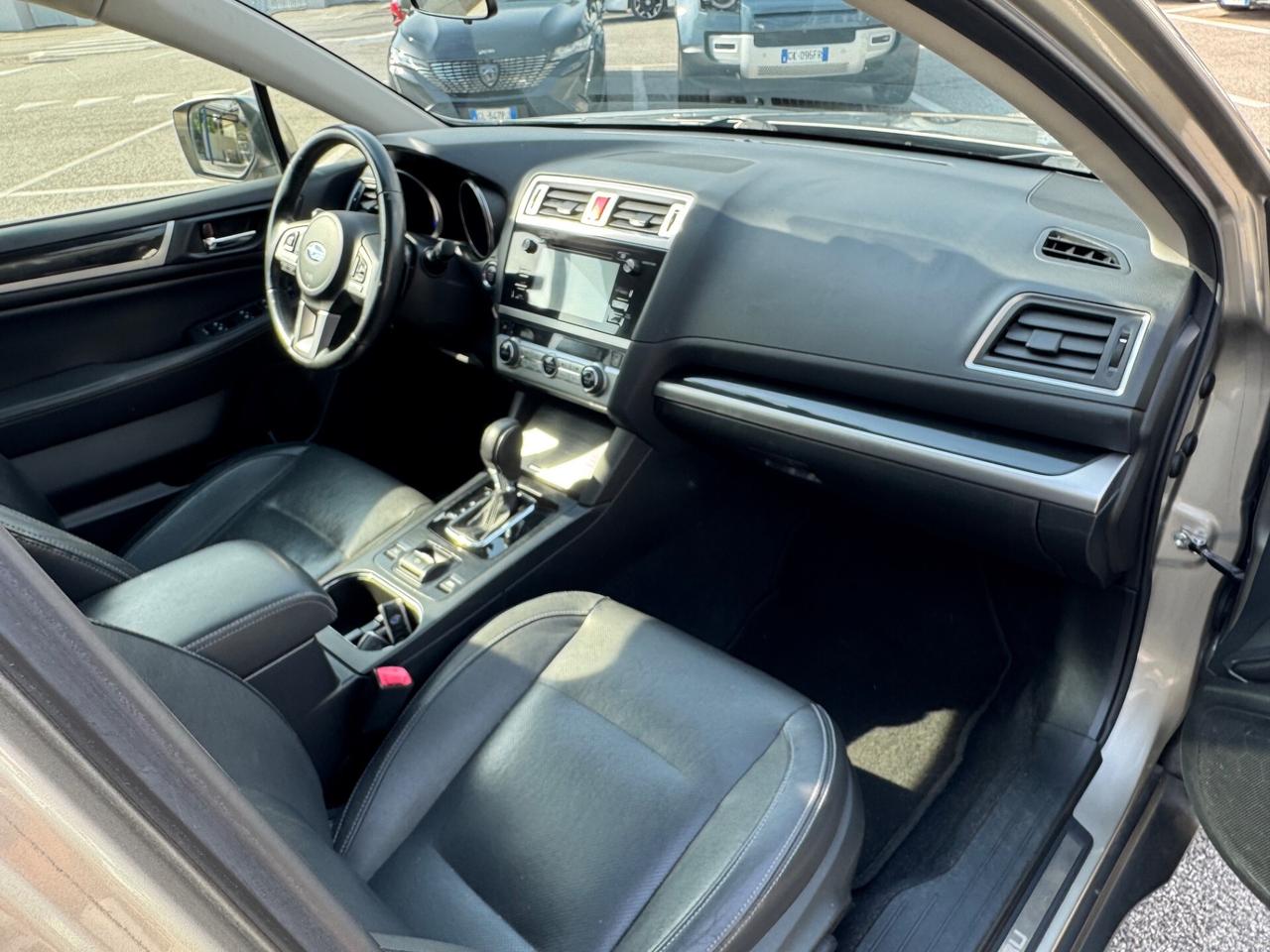 Subaru OUTBACK 2.0D Lineartronic Exclusive