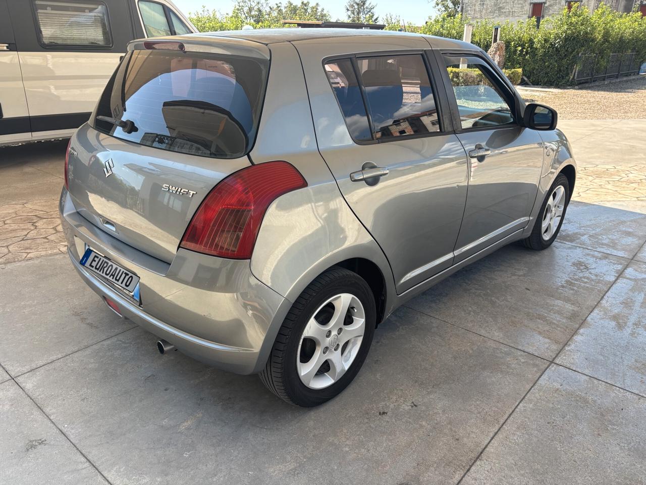 Suzuki Swift 1.3 DDiS 5p. - 2006