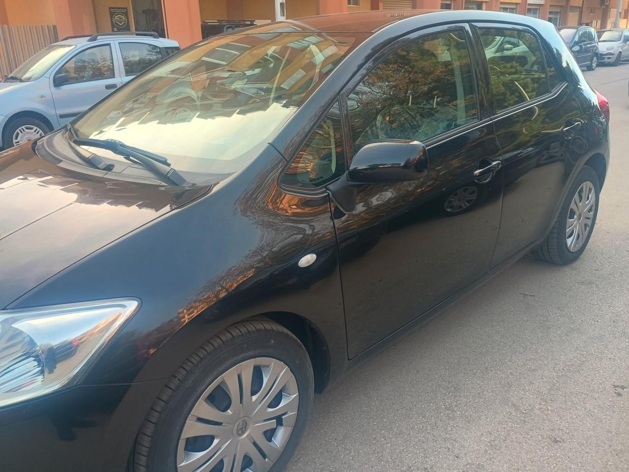 Toyota Auris 1.4 D-4D 5 porte Sol MY'08