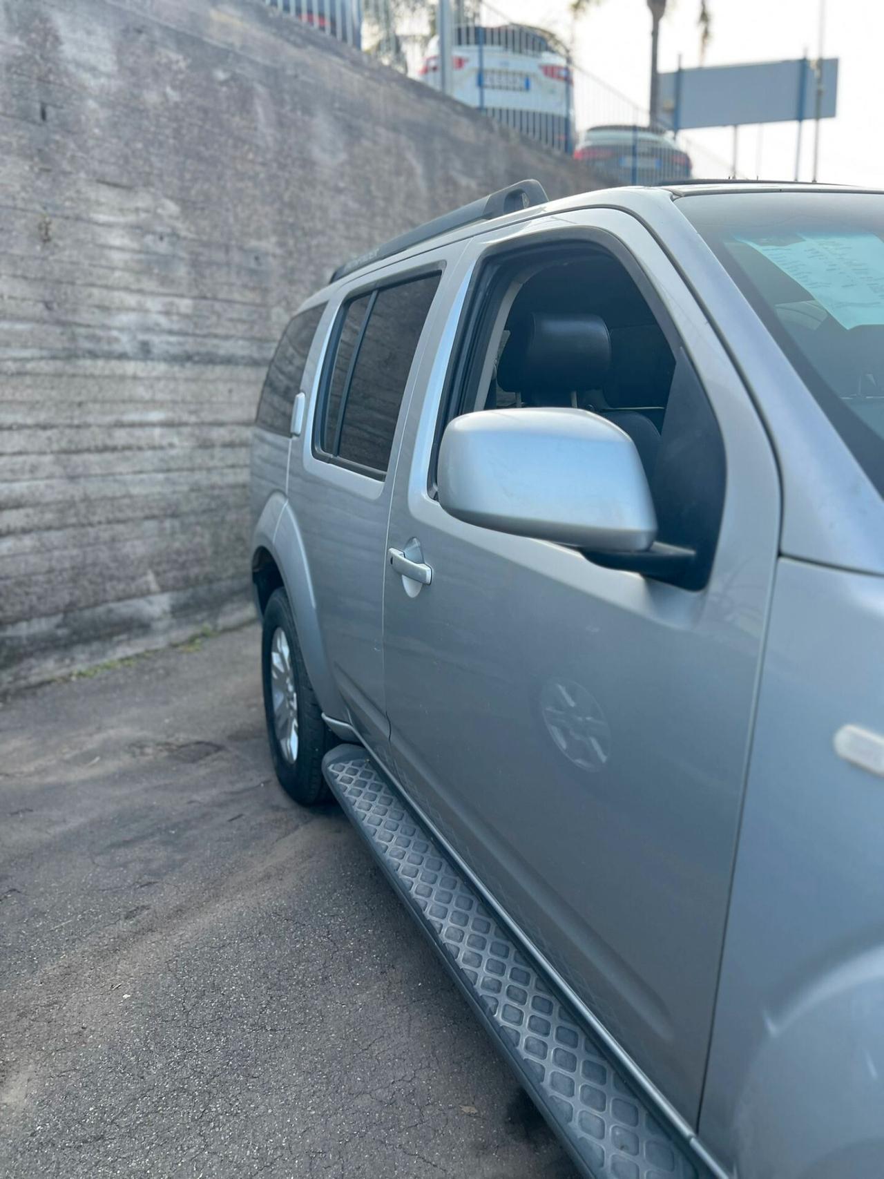 Nissan Pathfinder 2.5 dCi XE Plus