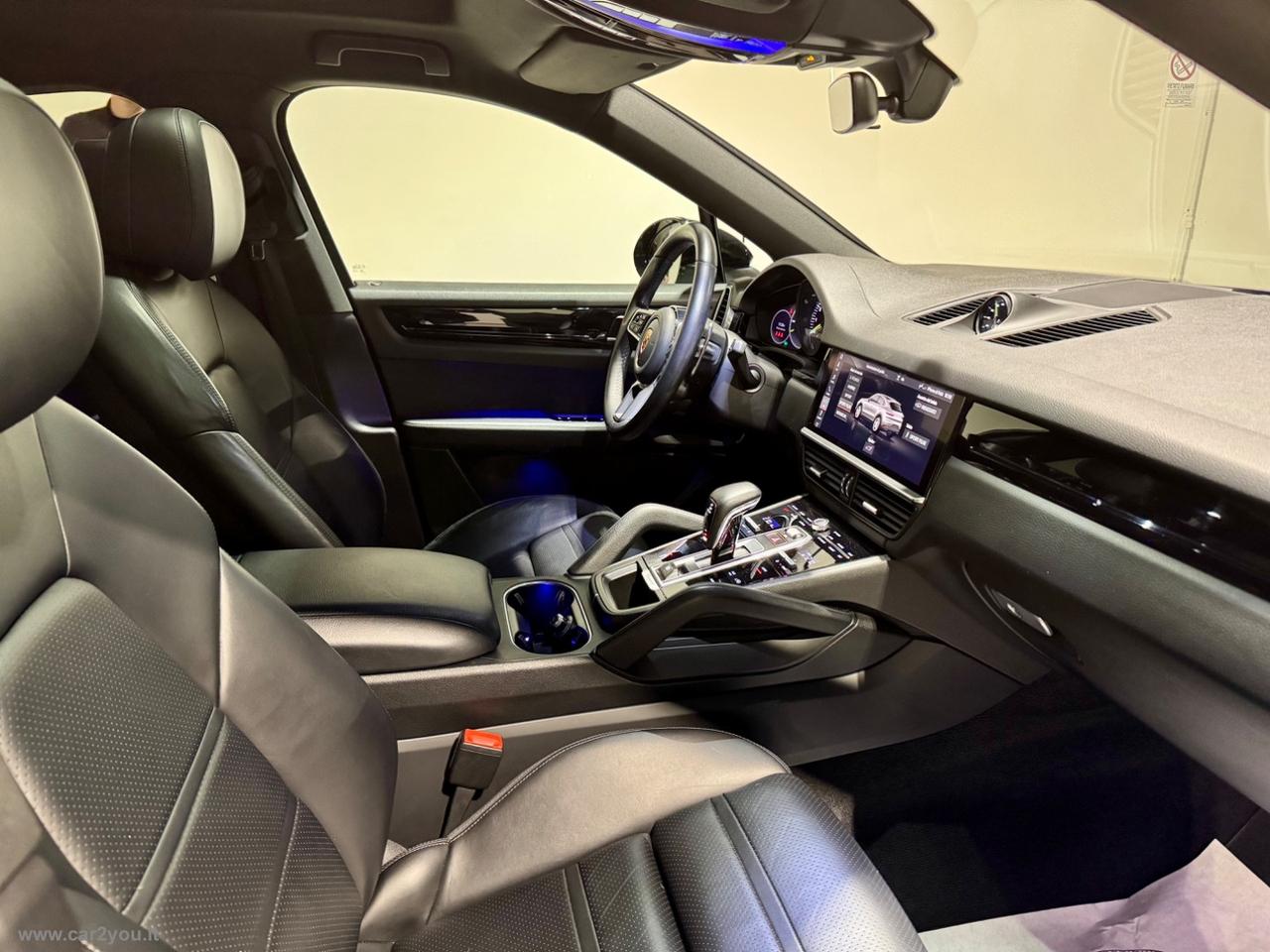 PORSCHE Cayenne Coupé 3.0 V6 E-Hybrid