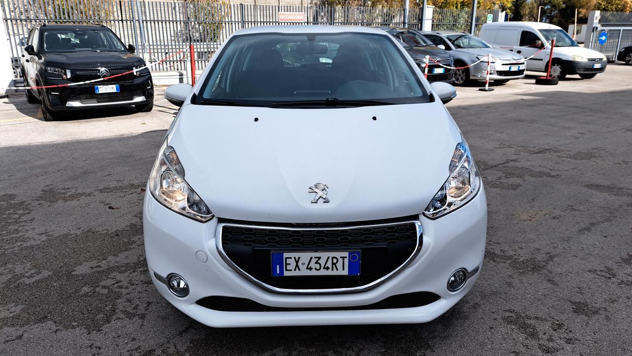 Peugeot 208 PureTech 82 5 porte Allure
