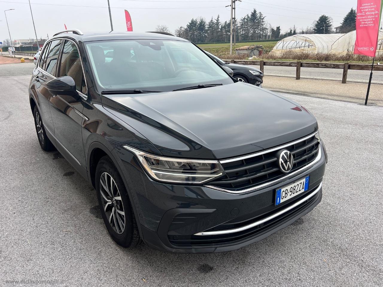 VOLKSWAGEN Tiguan 1.5 TSI ACT Life NUOVO MODELLO TELECAMERA