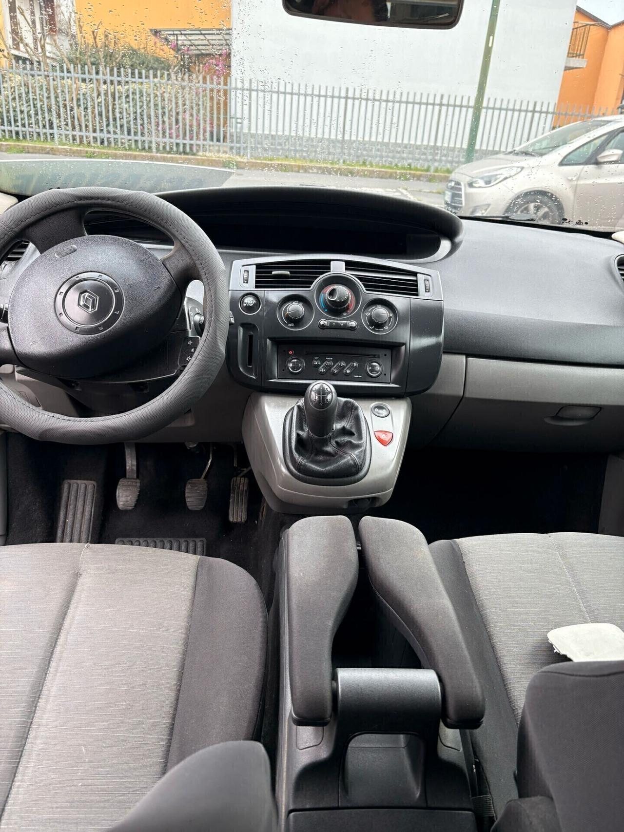 Renault Scenic Scénic 1.6 16V Confort Authentique