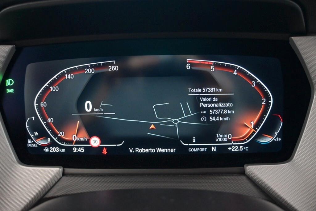 BMW 116D 115CV 6M. BUSINESS ADVANTAGE ( FARI LED - BMW DIGITAL COCKPIT - CRUISE - NAVI - MIRROR - PDC )