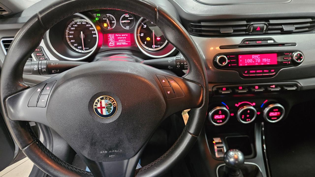 Alfa Romeo Giulietta 1.6 JTDm-2 105 CV Exclusive