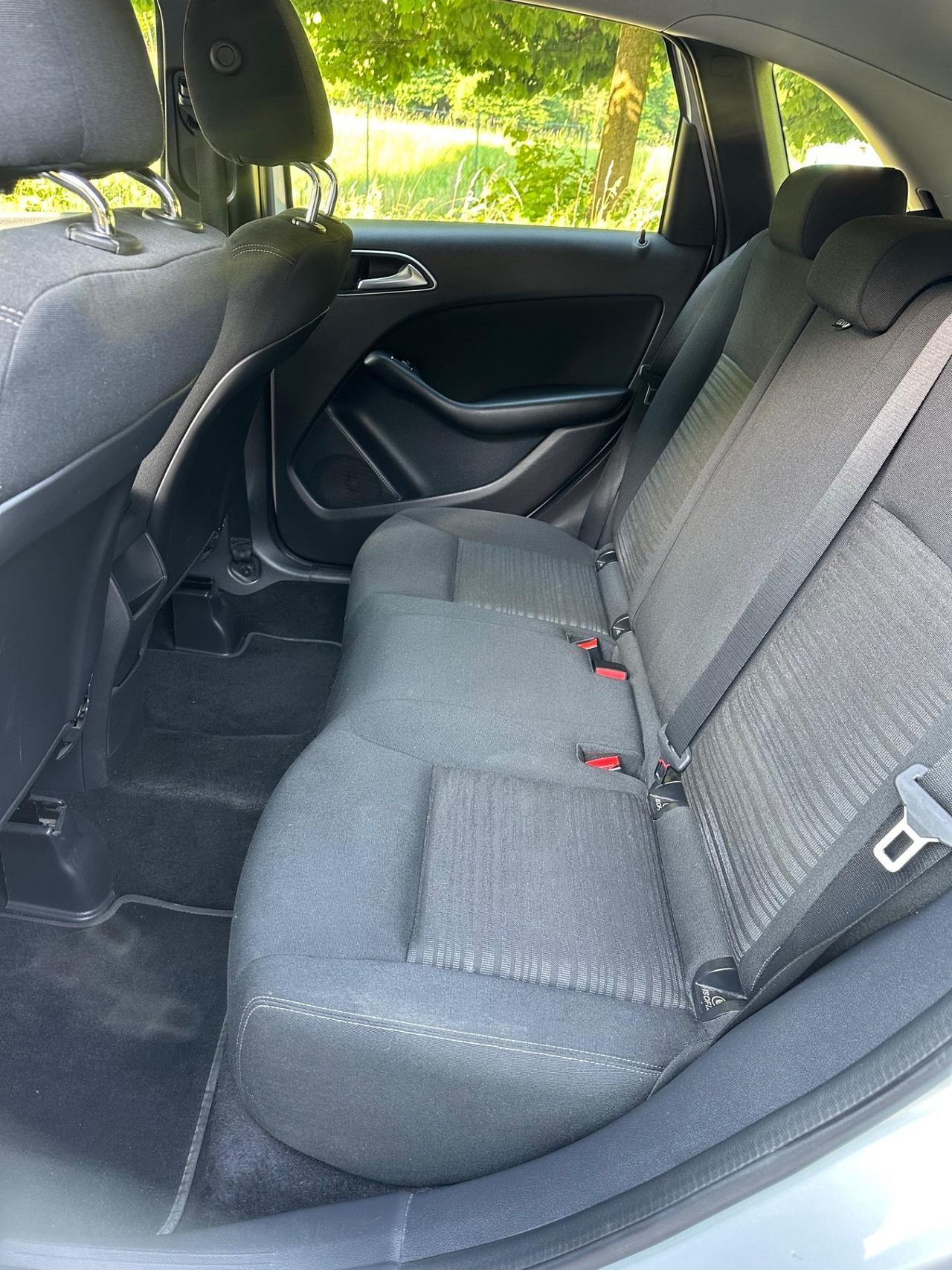 Mercedes-benz B 180 CDI Premium