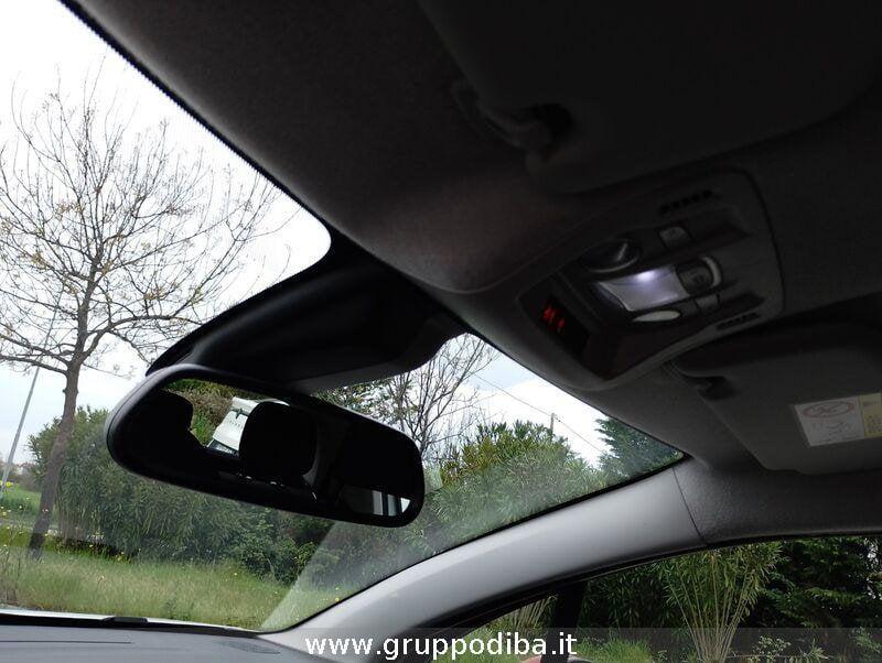 Citroën C3 2017 Benzina 1.2 puretech Shine s&s 110cv eat6