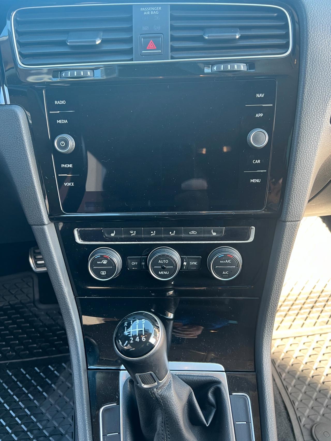 Volkswagen Golf 2.0 TDI 5p. Executive BlueMotion Technology