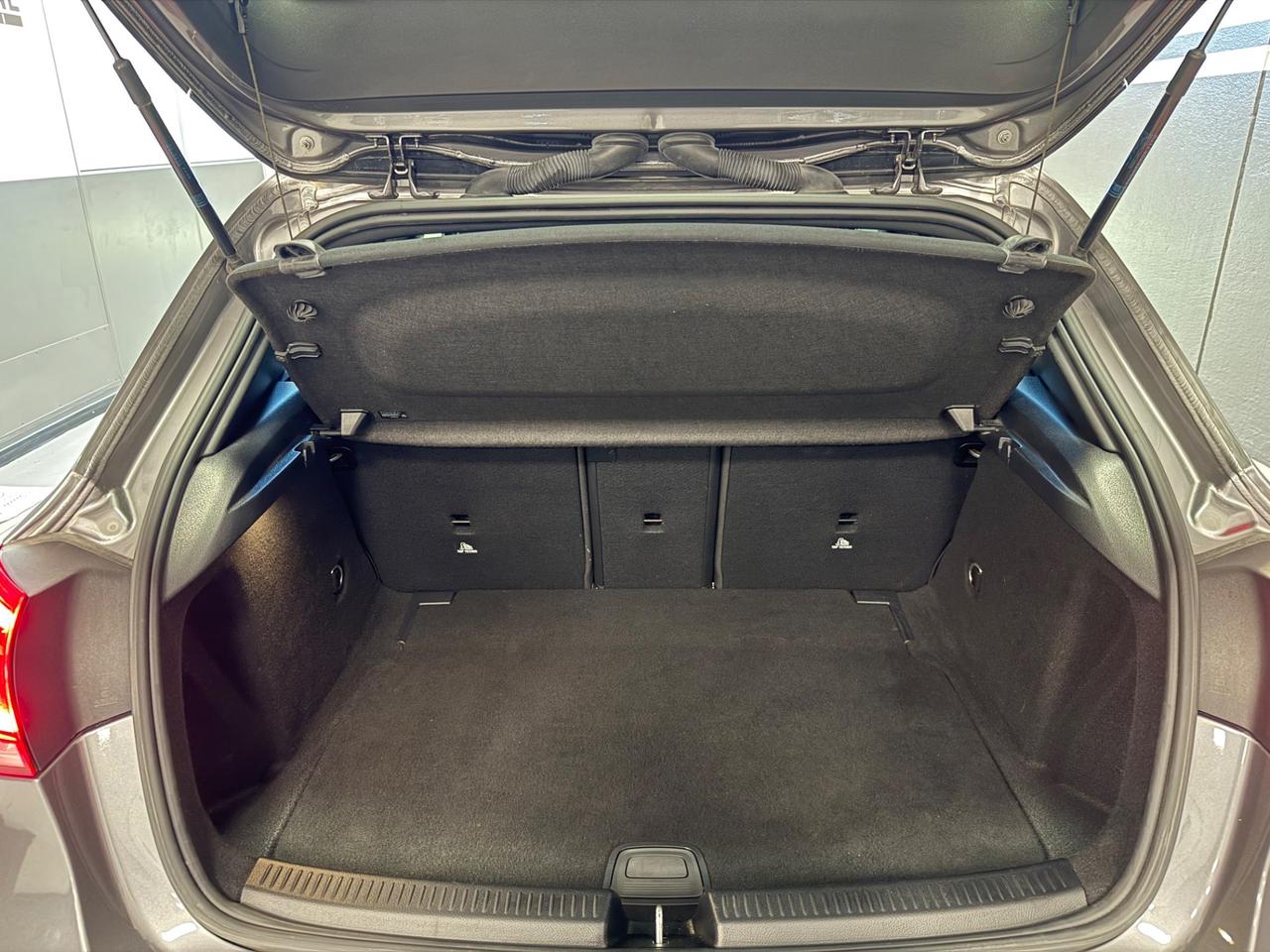 Mercedes-benz A 200 d Automatic Premium Amg