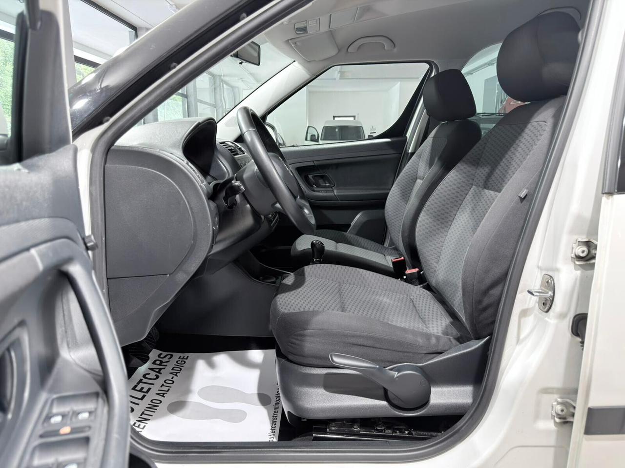 SKODA ROOMSTER 1.6TDI 90cv UNICOPROPRIETARIO