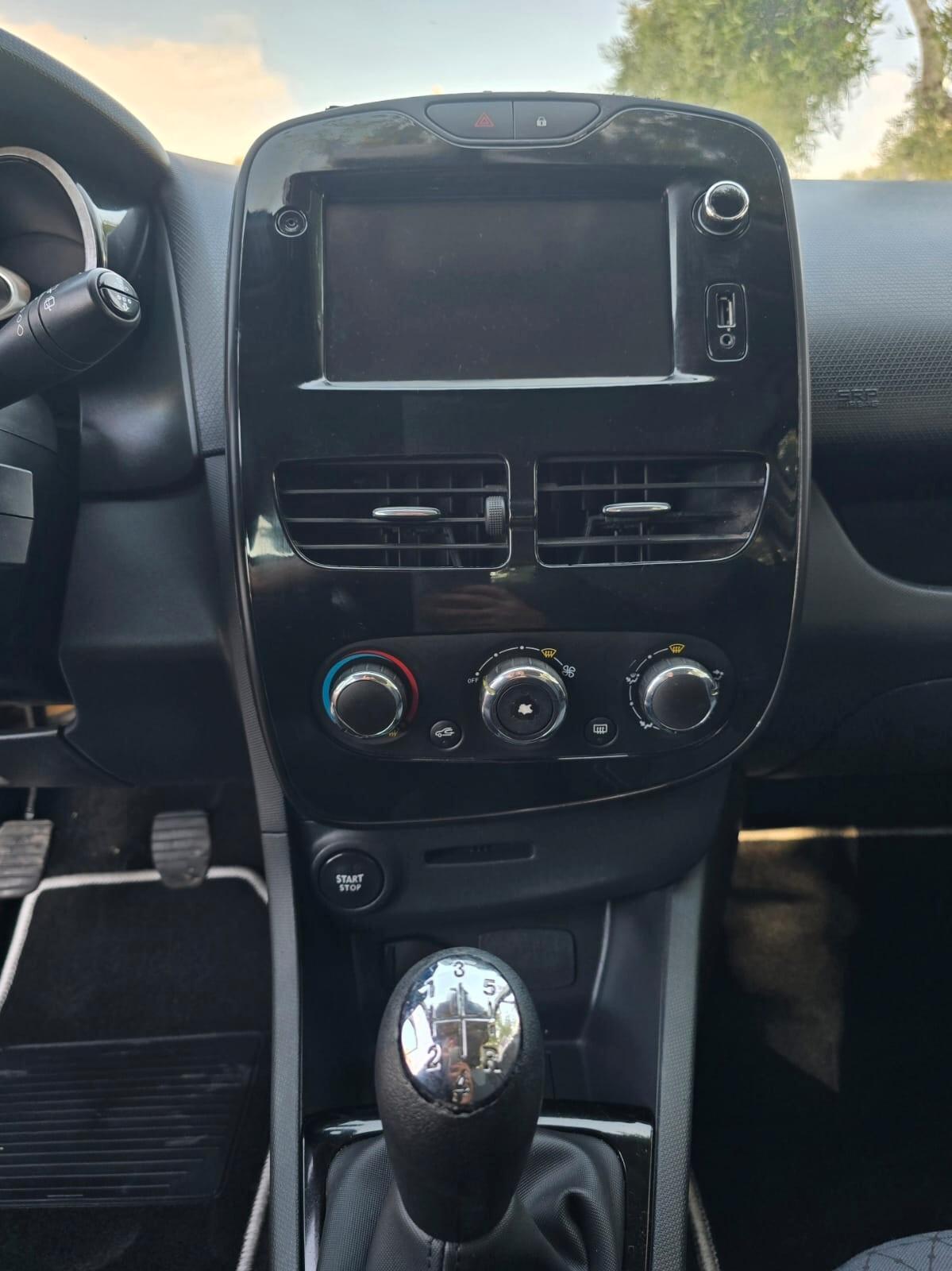 Renault Clio 1.5 dCi 8V 75CV 5 porte Live