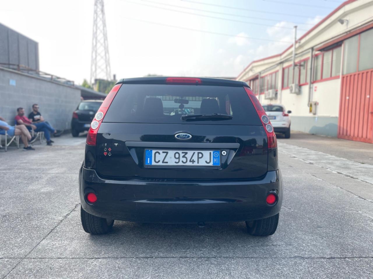 Ford Fiesta 1.2 16V 3p. Ghia