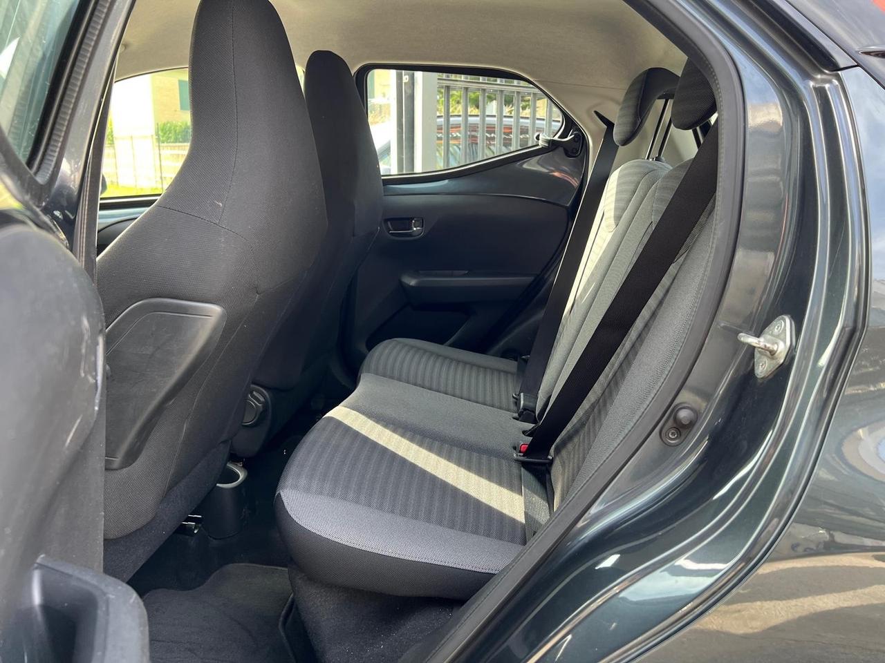 Toyota Aygo Aygo 5p 1.0 x-play 72cv Clima/Kamera/Bluetooth