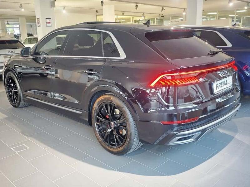 Audi Q8 Q8 55 TFSI quattro tiptronic Sport