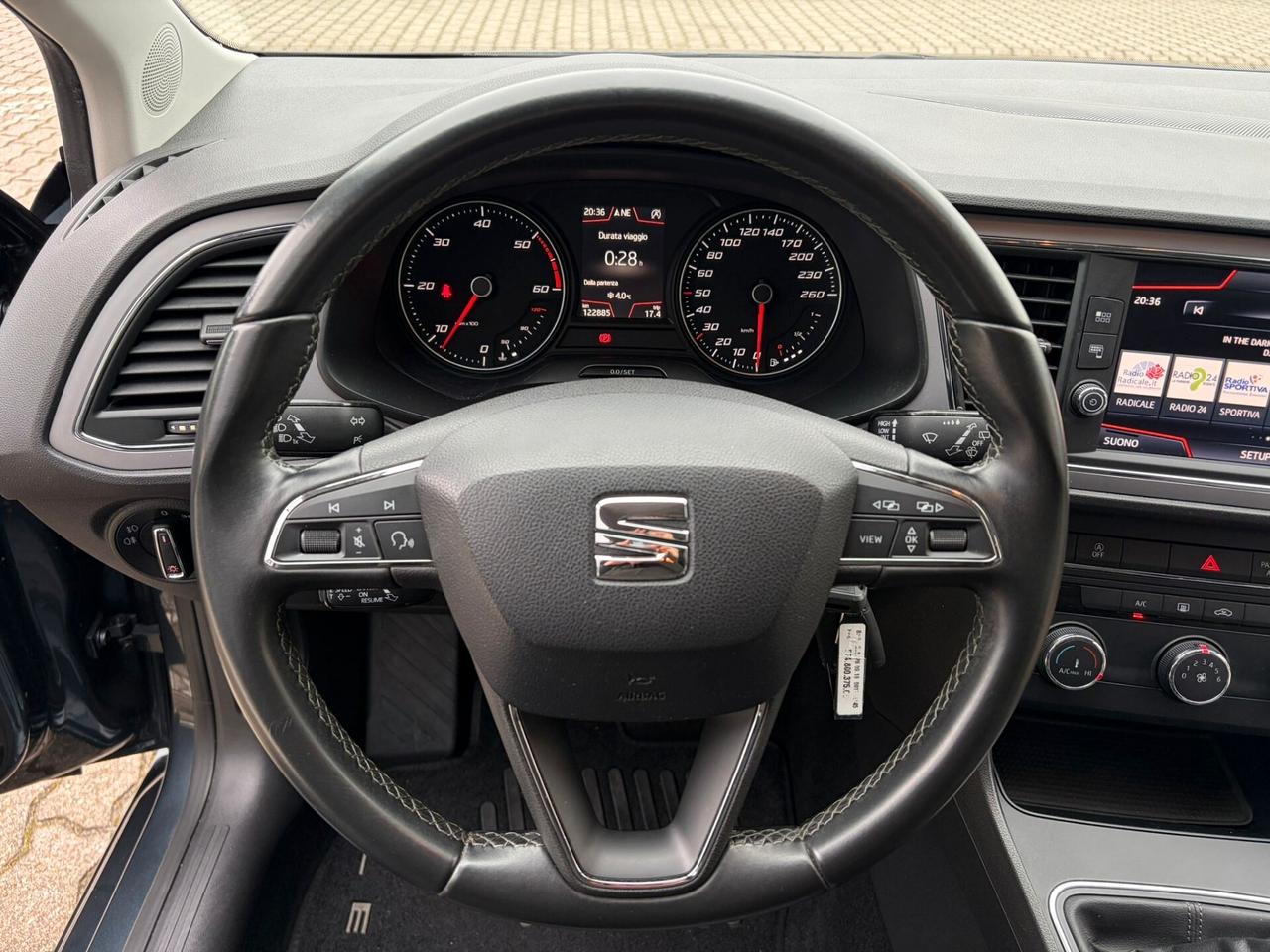 SEAT Leon ST 1.6 tdi 115cv my19 GRANDINATA