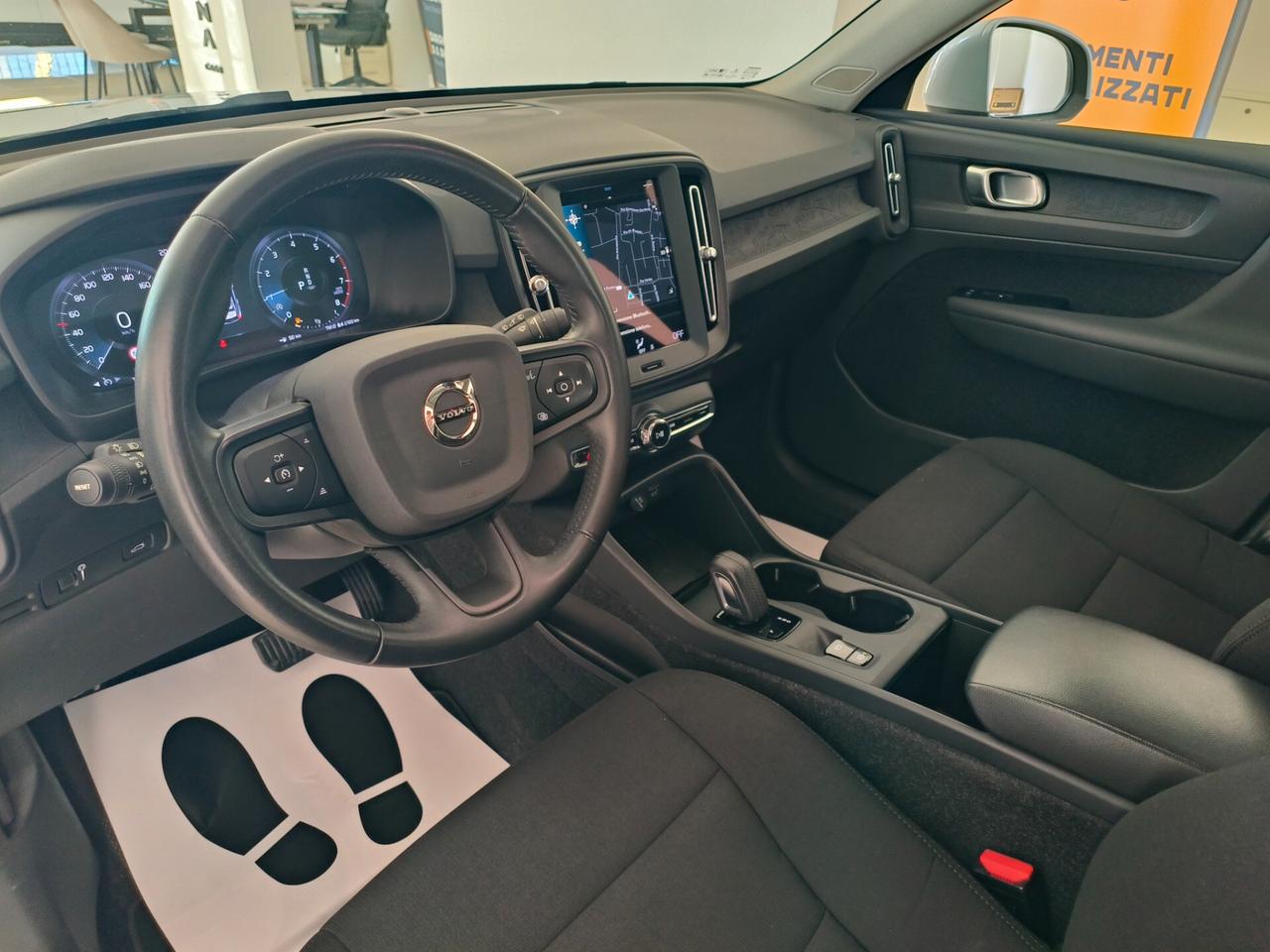 Volvo XC40 T3 Momentum Core