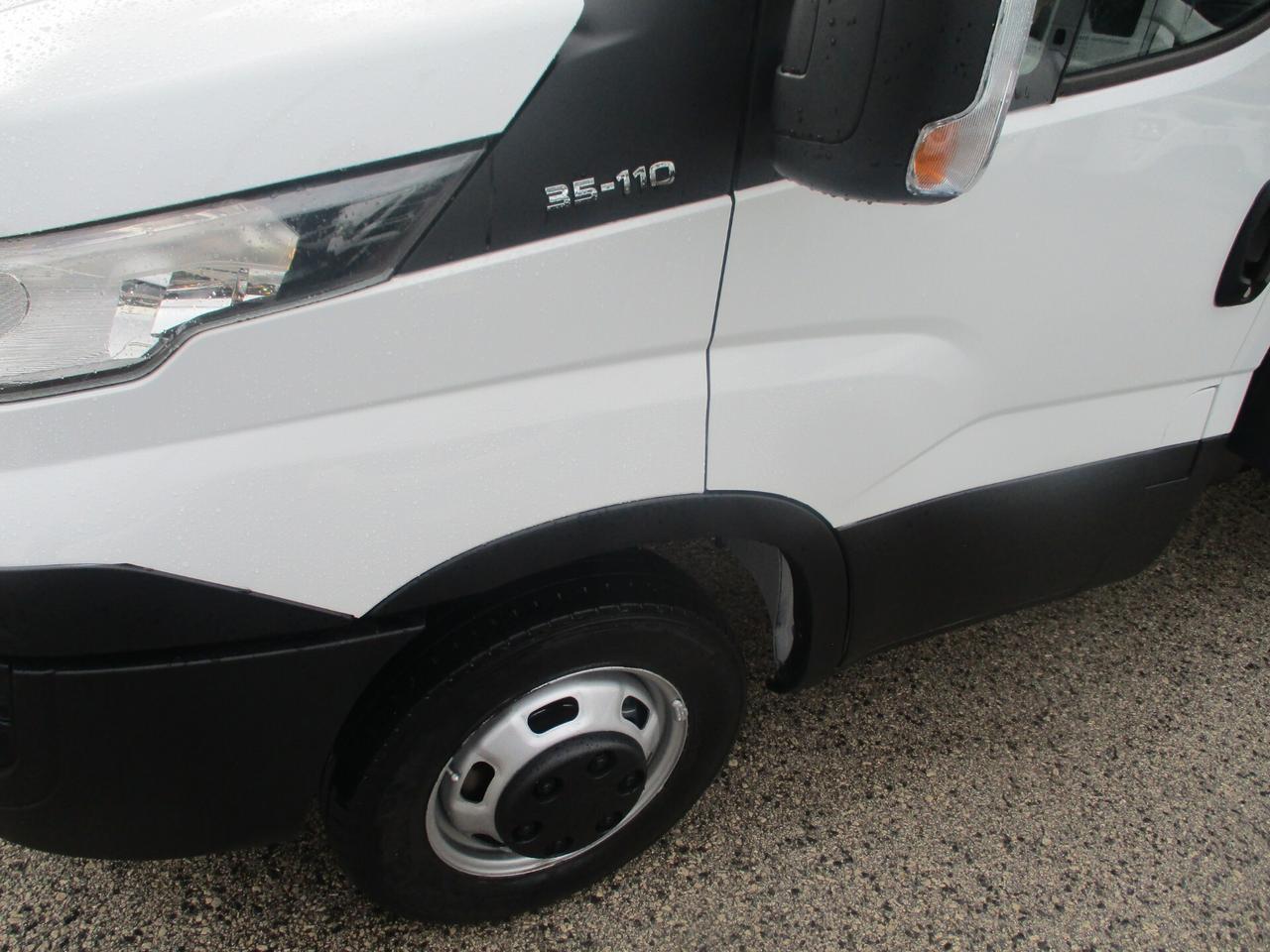 Iveco Daily 35C11 2.3 110CV E5 P.3450 CASSONE FISSO DA 3.80M