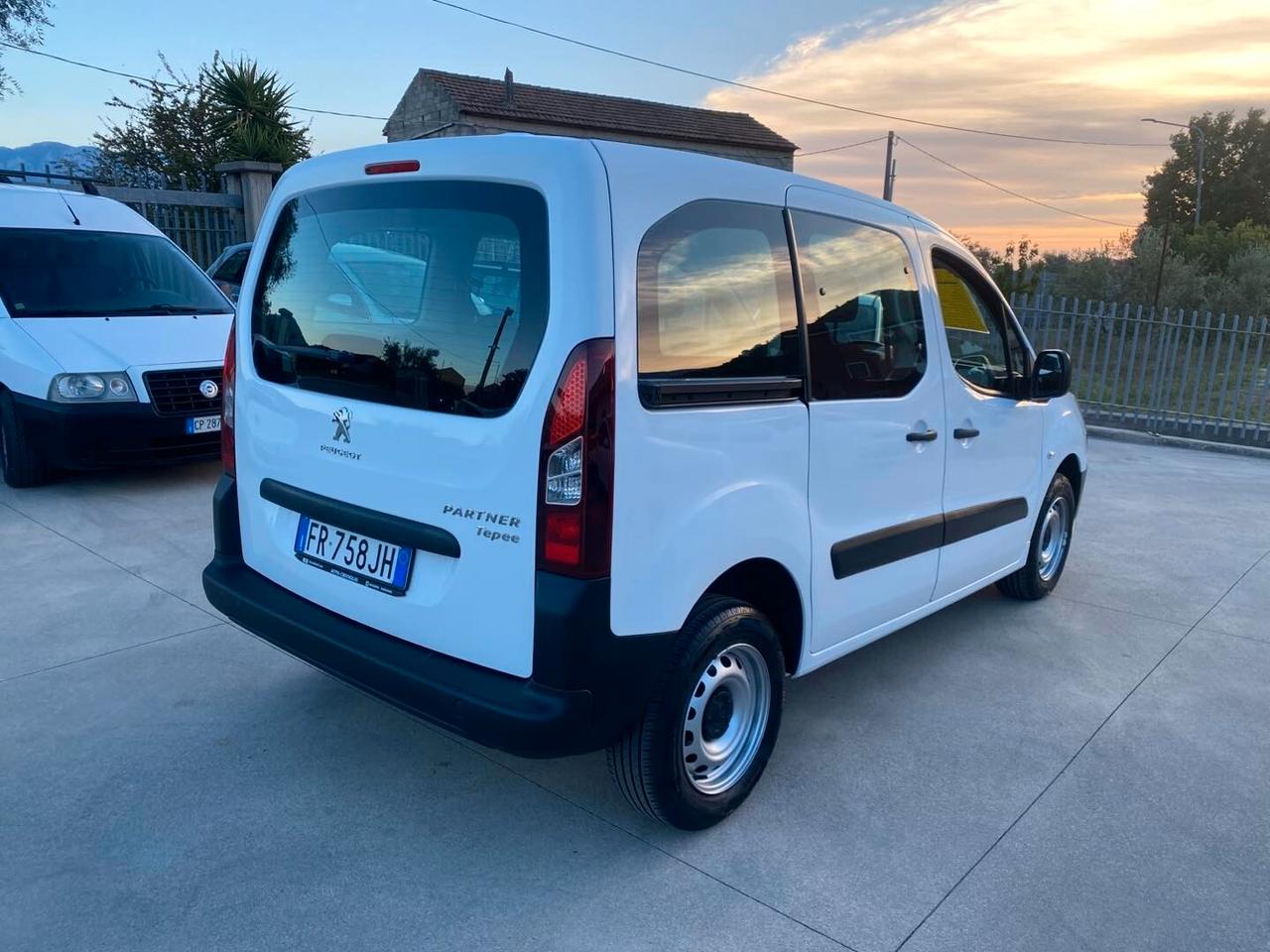 Peugeot Partner 5 POSTI 1.6 HDi 75 CV 2018