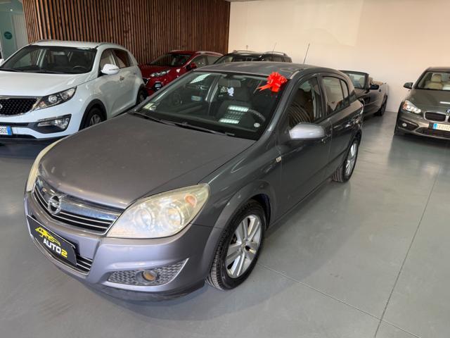 OPEL Astra 1.3 CDTI 5 porte Club*OK NEOPATENTATI