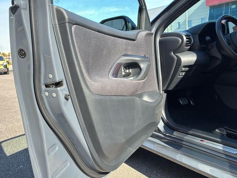 Toyota Yaris Yaris 1.5h 130 GR Sport