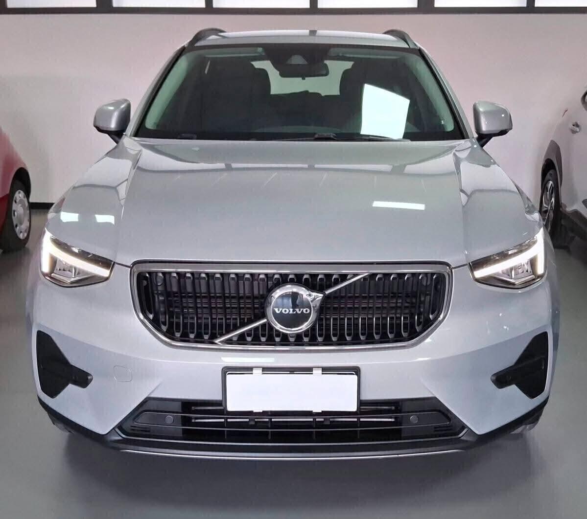 Volvo XC-40 automatica 29.000km unico proprietario