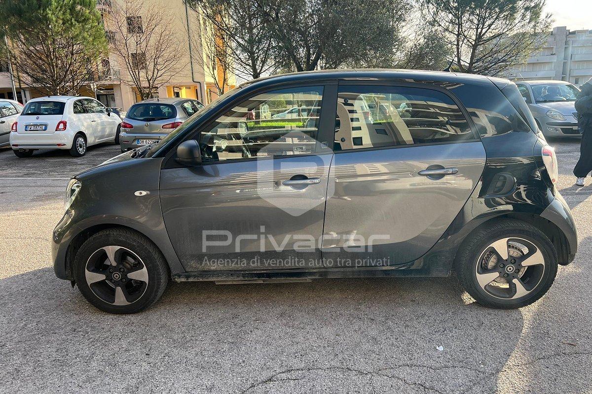 SMART forfour EQ Pulse