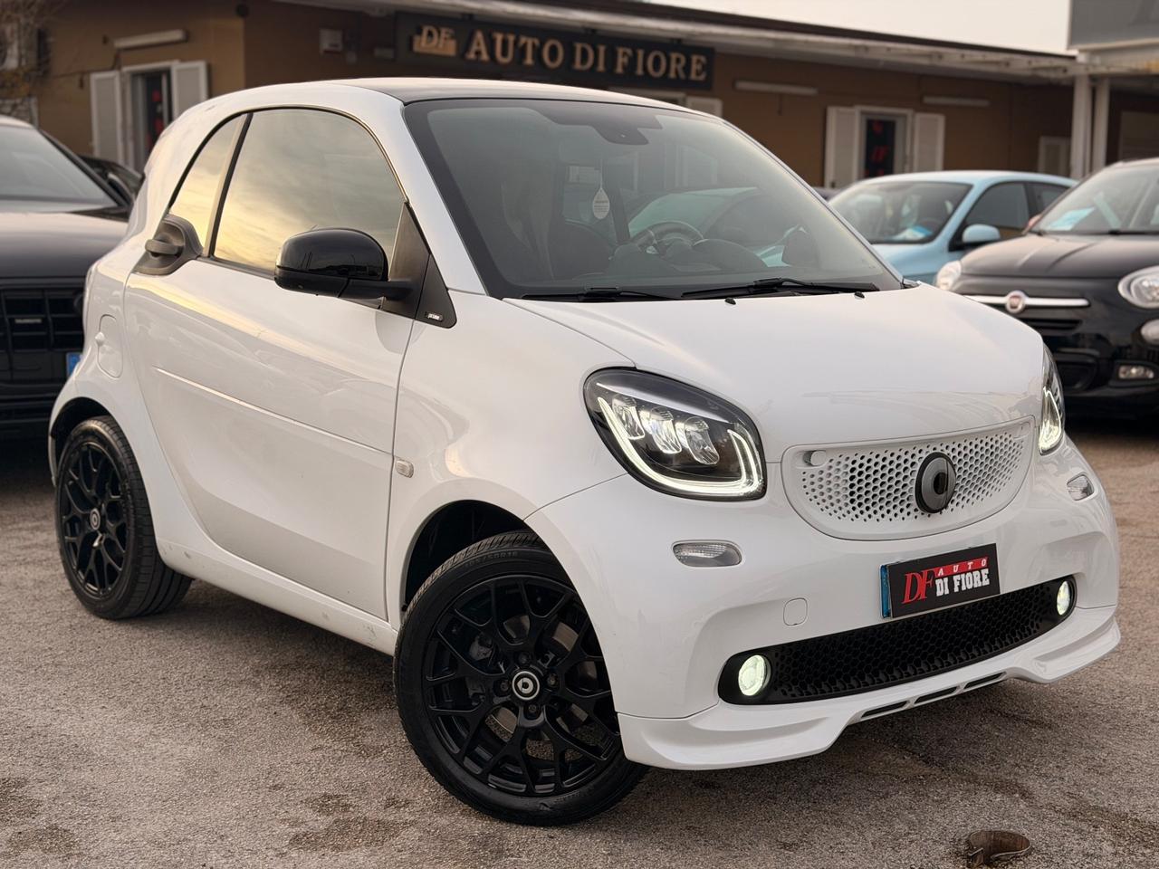 Smart ForTwo 0.9 Turbo 90Cv NAVI FARI FULL LED