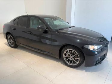 Alfa Romeo Giulia 2.2 t Super 180cv