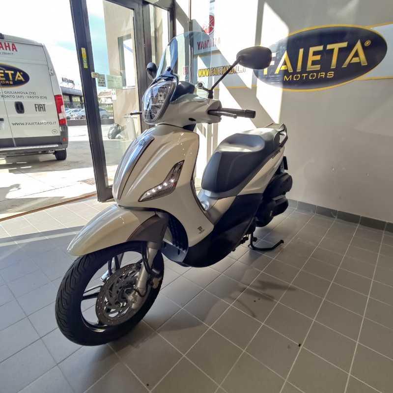 Piaggio Beverly 350 SportTouring ie ABS - 2016