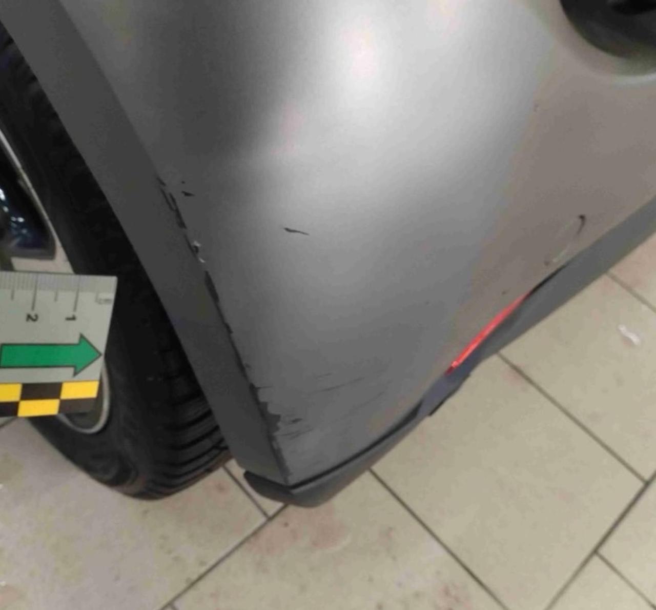 Smart fortwo EQ Mattrunner (22kW) iva esposta