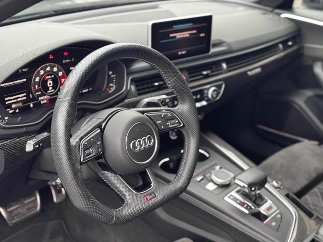 AUDI RS4 4 Avant