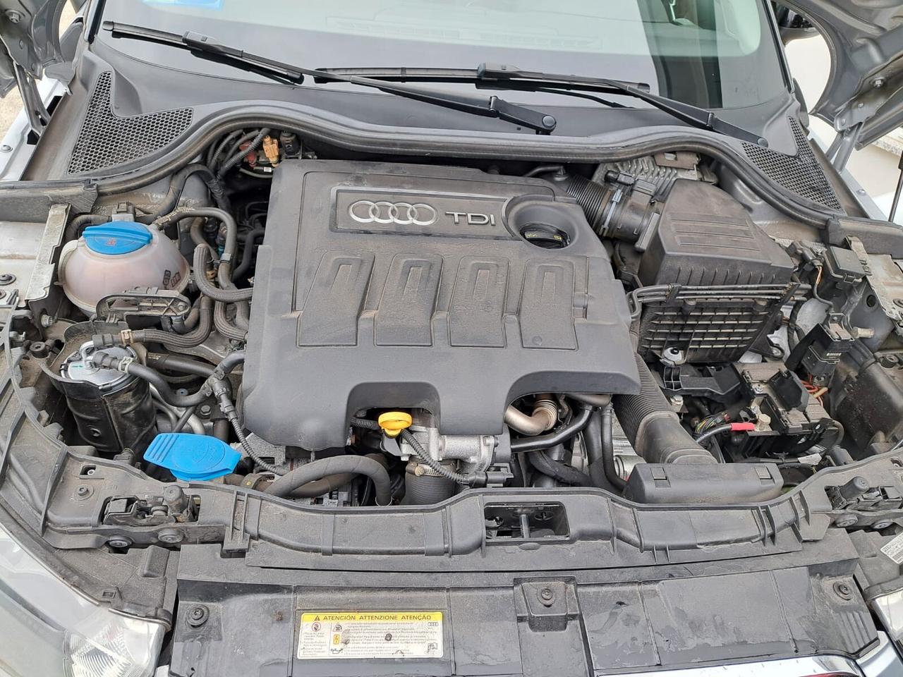 Audi A1 SPB 1.6 TDI S tronic line -DOPPI CERCHI