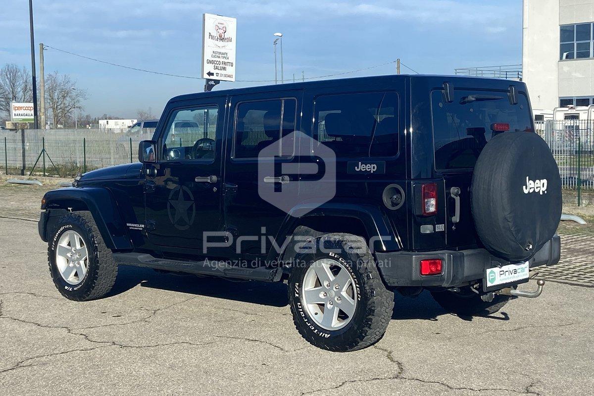 JEEP Wrangler Unlimited 2.8 CRD DPF Sahara Auto